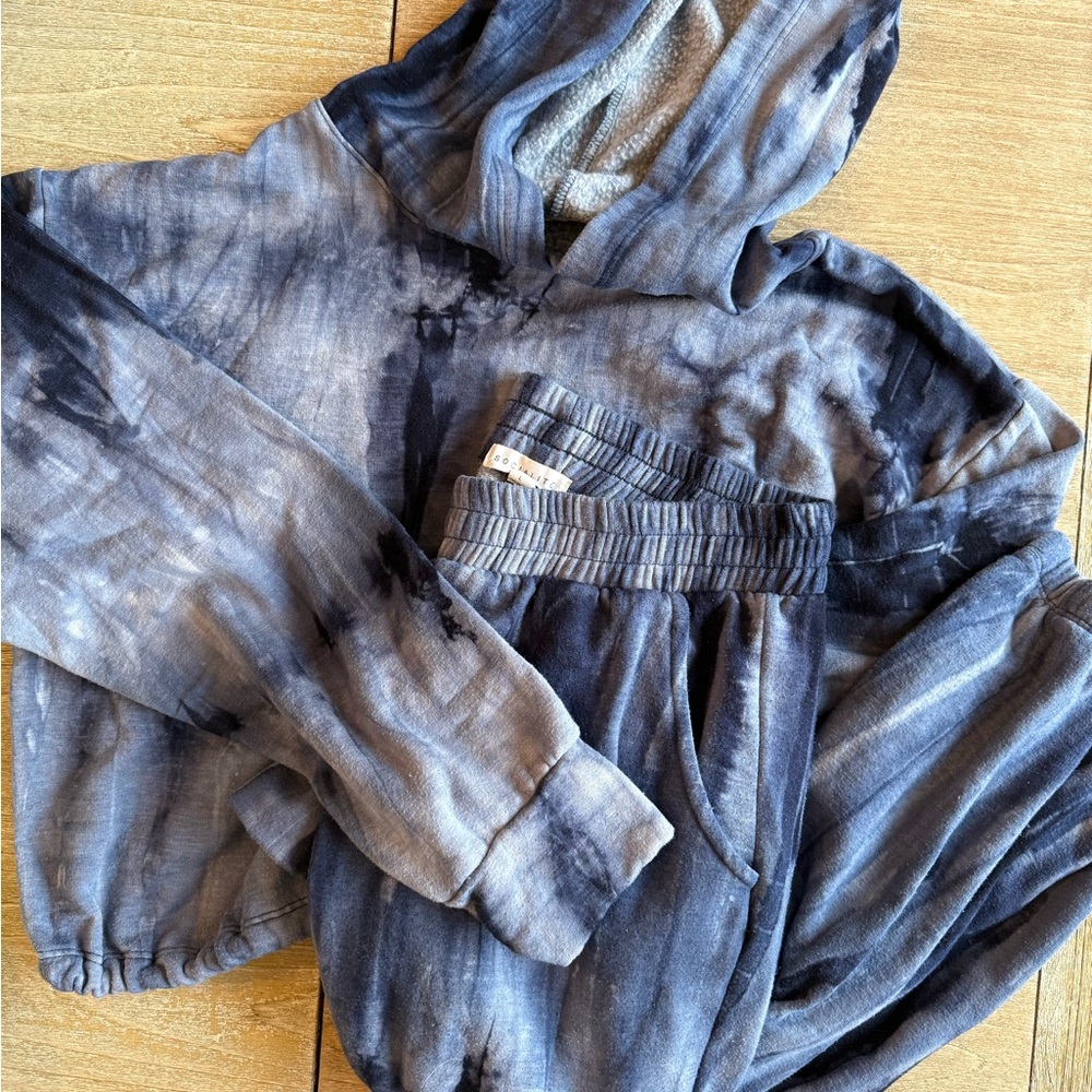 Nordstrom Socialite Tie-Dye Hoodie and Joggers Set navy
